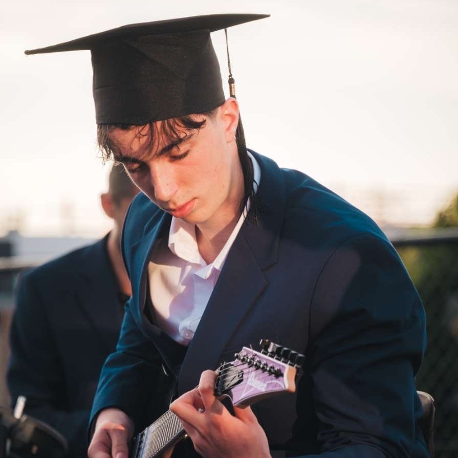 Guitaar Smokes and Mirrors